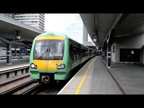 Southern Class 171 Departing London Bridge with a 5 tone. 01/07/23.
