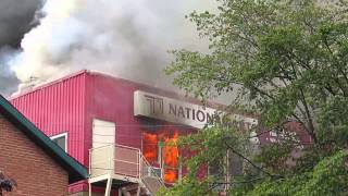 preview picture of video 'Huge Fire Gottingen St in Halifax (clip)'
