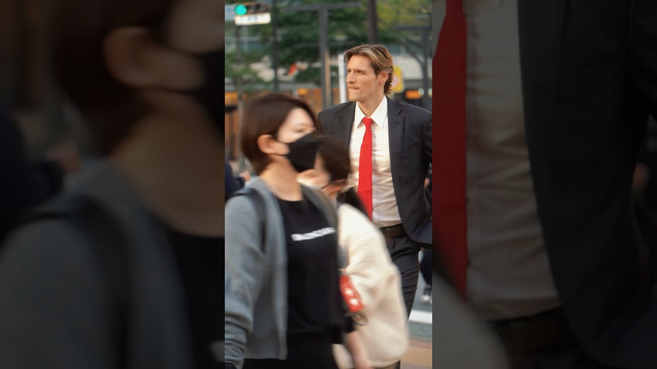 Just walking. 歩いてるだけの動画🚶‍♂️