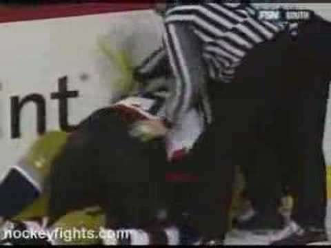 Chris Neil vs Darcy Hordichuk