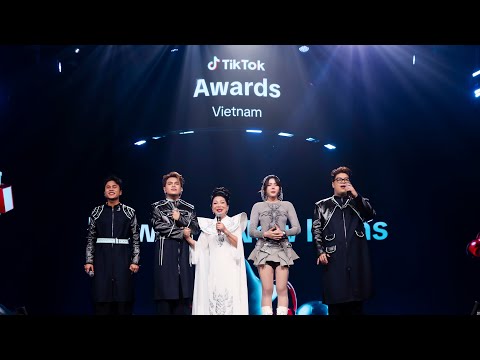 NSND Bạch Tuyết TỎA SÁNG RỰC RỠ ở tuổi 81 | Tự Hào Việt Nam | Kỷ Nguyên Vươn Mình 