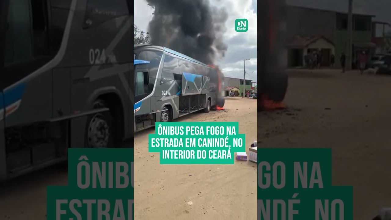 Imagem da notícia Ônibus pega fogo em Canindé, no interior do Ceará, nesta quarta-feira (31)