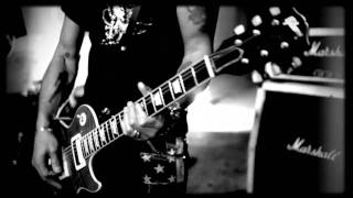 Travis Barker Ft. Transplant & Slash - Saturday night (video version 2)