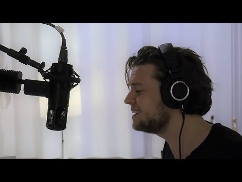 BEST MALE VERSION of OVERPASS GRAFFITI  | ED SHEERAN (Cover by Victor Weiss)