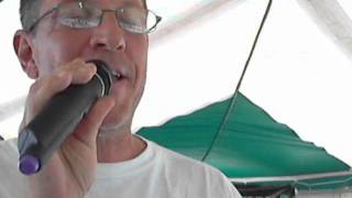 kevin-i fall to pieces-st.boniface festival