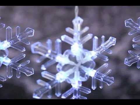 download lagu mp3 mp4 Snowflake Christmas Lights, download lagu Snowflake Christmas Lights gratis, unduh video klip Snowflake Christmas Lights