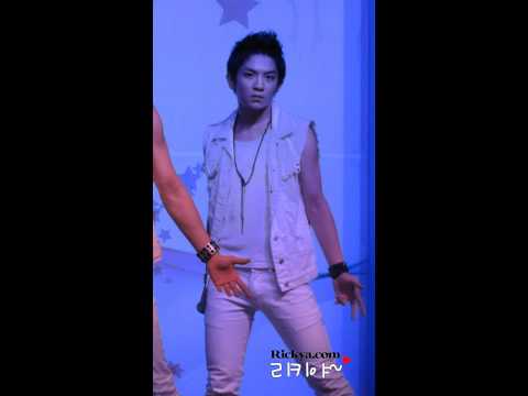 110929 gwangyang health college festival - clap by Rickya.com