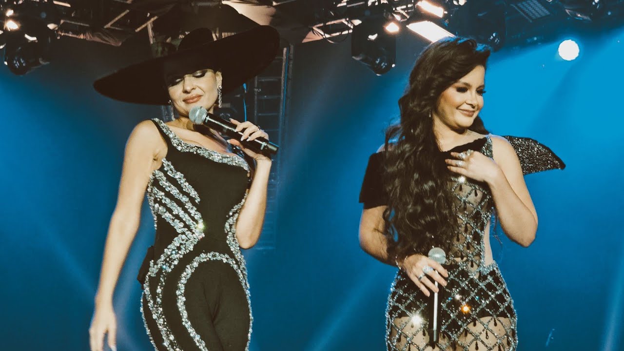 Maiara e Maraisa Homenageiam Marília Mendonça Em Show No Rio - Todo Mundo Menos Você / 2024