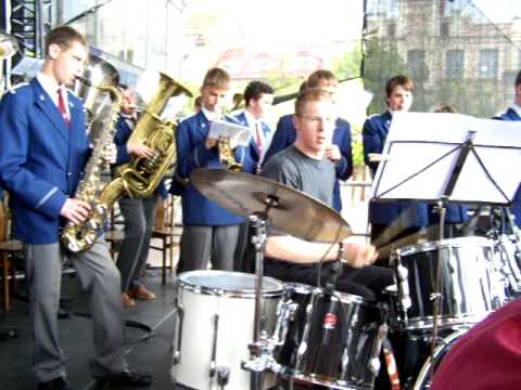 Friese Jeugdbrassband ft Lithuanian orchestra - Easy Pop Suite