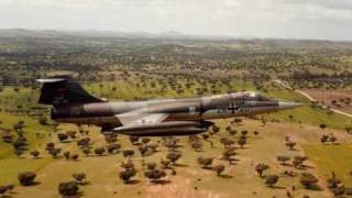 Captain Lockheed and the Starfighters - Right stuff