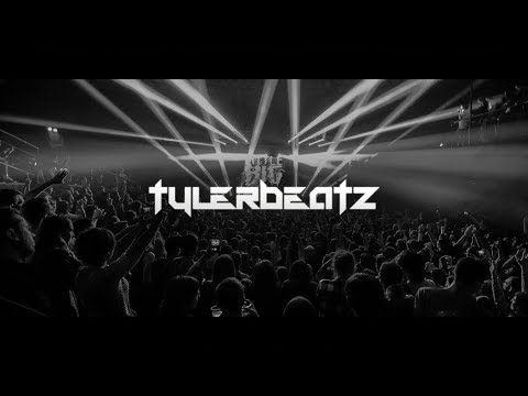 TylerBeatz on stage at Attitude Club