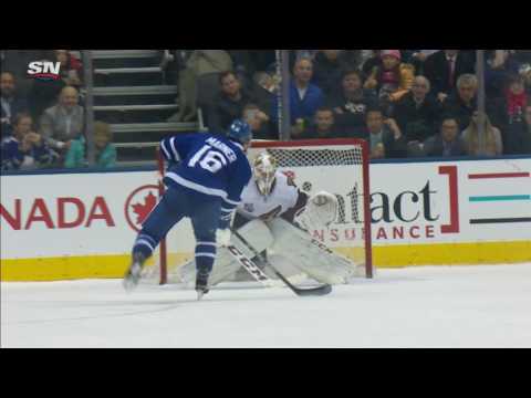 Gotta See It: Leafs and Coyotes can’t stop hitting posts and crossbars