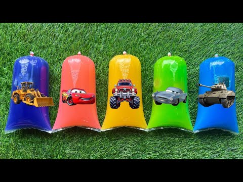 Unboxing Disney Pixar Cars : Lightning McQueen, Bubble car, Monster Car, School Bus, Armoured, Taxi.