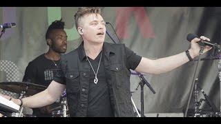 2 Minutes with Shawn Hook