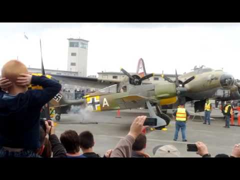 Focke Wulf Fw-190 A-5 of the Flying Heritage Museum; Engine Start