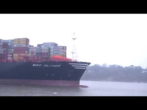 Ultra Large Containervessel MSC Oliver in Hamburg