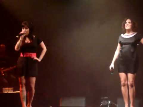 3 na massa - Céu e Pitty - Jockey Full of Bourbon