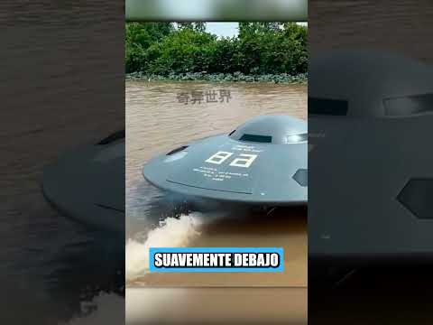 Este chico en Vietnam se está haciendo viral porque construyó un OVNI