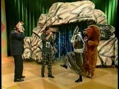 Sabado Gigante - "El Chacal de la Trompeta"  (2001)