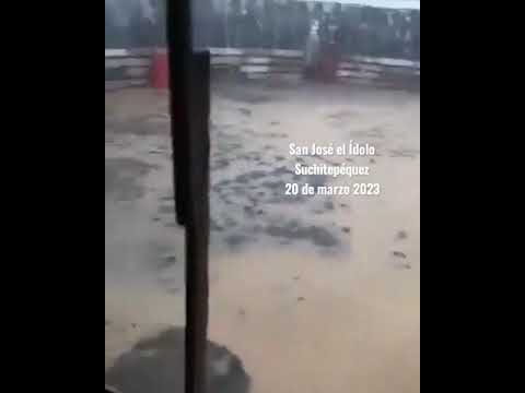 #Suchitepéquez la lluvia provocó la suspensión de toreada en San José el Ídolo #ClimaGt #TraficoGt