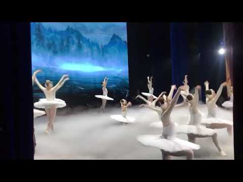 St.Petersburg Russian ballet theatre - tour to China - Swan Lake