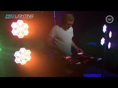 Light4Me Frame PAR 7x12 Watt LED RGBW, 60x0,2 Watt RGB LED