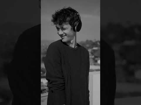 Henning May Cover Your Song (By: Elton John)