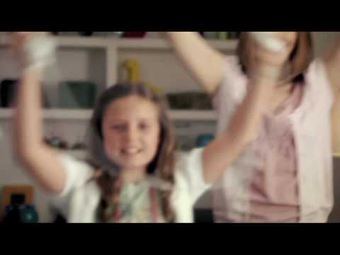 Rayman Raving Rabbids TV Party - E3 Trailer [INT]