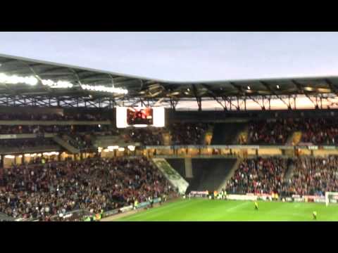 Player entrance Mk dons 4-0 Manchester United