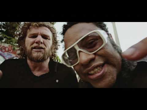 BNegão e Seletores de Frequência - Essa É Pra Tocar No Baile (Clipe Oficial)