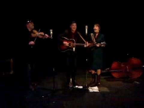 The Mickeybilly's - Oh heaven. Live at Rockridge Brothers Rumspringa 2010-04-24.MP4
