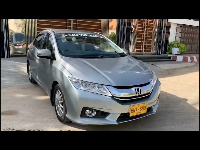 Honda Grace Hybrid LX 2018 Video