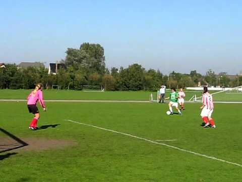 westlandia mb tegen den hoorn Vera scoort