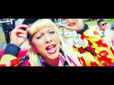 Azul Carrizo - Yo Soy Cumbiera / El Fantasmin Videoclip Oficial