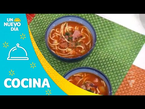 ¡Delicia puertorriqueña! receta de sopa de jamón con salchichón | Un Nuevo Día | Telemundo