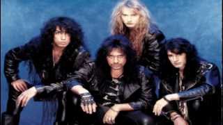 Kiss - In The Mirror (Subtítulos en español)