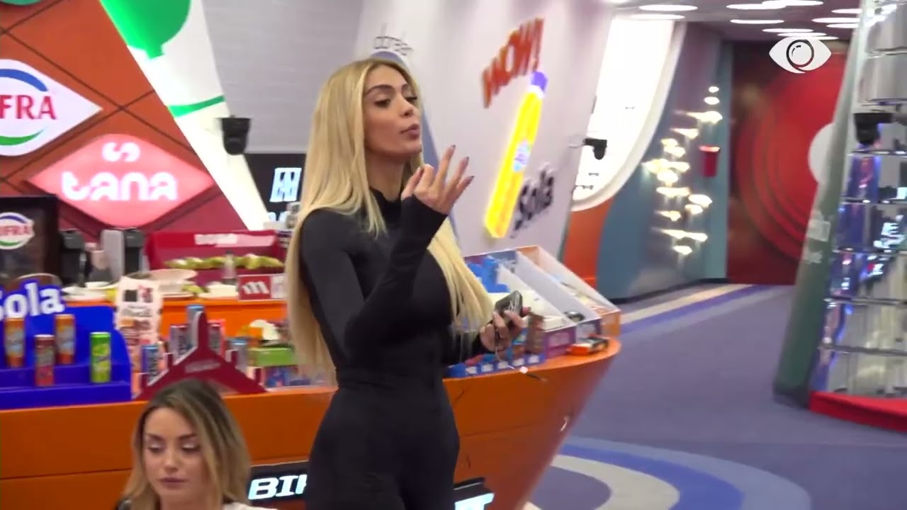 Respektoje atë që ke në shtëpi/ Brikena i drejtohet Rogertit