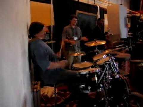 Impromptu Jim Donovan (Rusted Root)  Drum Solo from 2007 Rhythm Renewal Jam