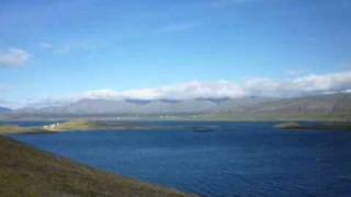 preview picture of video 'Hvalfjordur, The whale fjord - Fiordo Hvalfjordur'