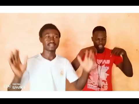 LIL KRISS _-_Mo_-_Yea_-_Ne_-_Mo!. clip officiel