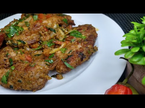 how to make tasty pork fried/delicious fried pork with green seasoning/fried pork recipe