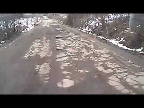 Drumul Jud.572 Comoraste-Forotic 5 km.