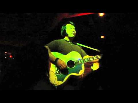 Tommy Lee Crosslin sings an original song to the Pink Caddy girls Elvis Week 2008