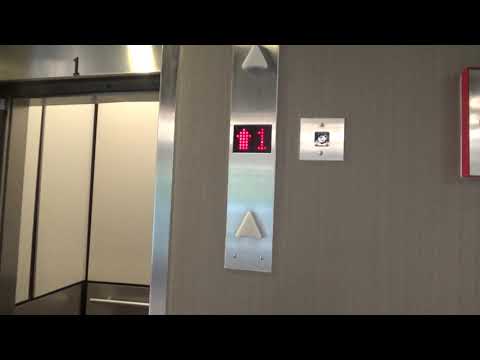 Montgomery Traction Elevator @ One Corporate Center III - Edina, MN