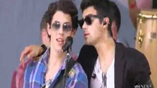 Jonas Brothers - Hey You Live Version By MJIvan