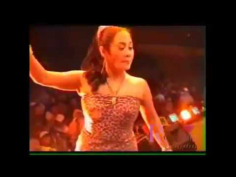 Joget Blambangan -  Sumiati  Ratu Kendang Kempul  (Live Show Malang)