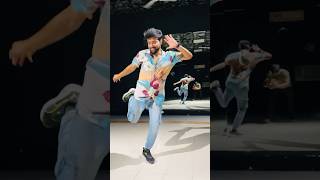 Download lagu Main Nikla Gaddi Leke | Gadar 2 | Freestyle x Popping Dance Cover #ytshorts mp3