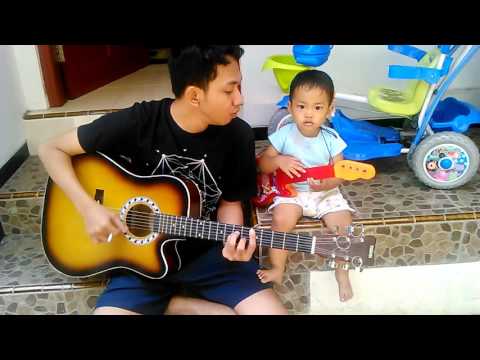 Duet Guitar Ayah dan Alvaro Cover Lagu Trezay Band - Bayangkan (Reff)