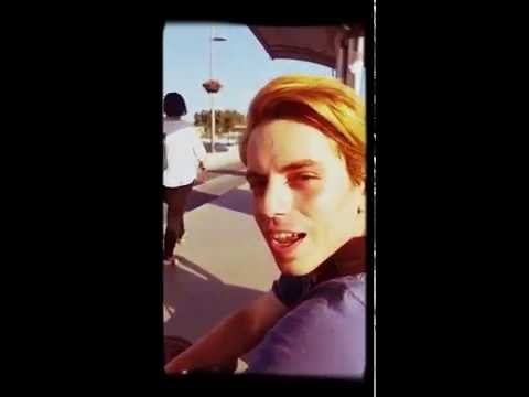 Elleran Elvis 18 Eylül'de  Özbulut Vol.10'da SAHNEDE!