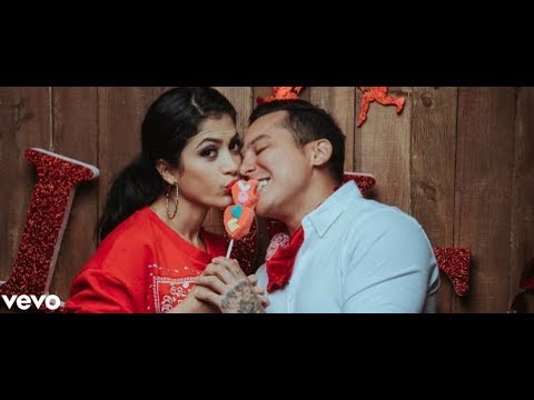 download lagu mp3 mp4 Tu Me Complementas, download lagu Tu Me Complementas gratis, unduh video klip Tu Me Complementas